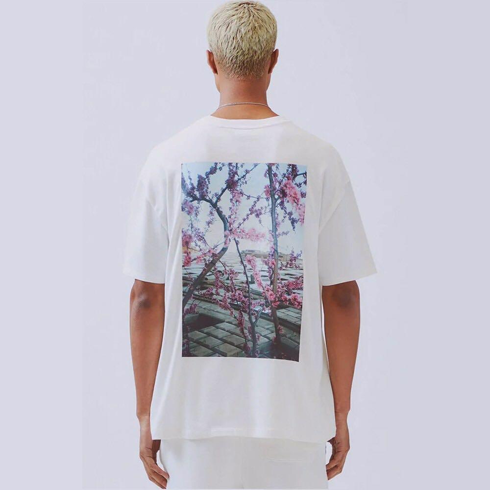 fog essentials flower tee