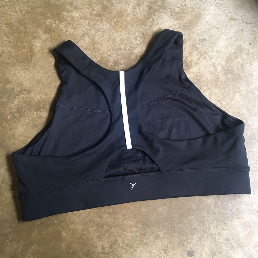Old navy high neck sports bra, Men's 