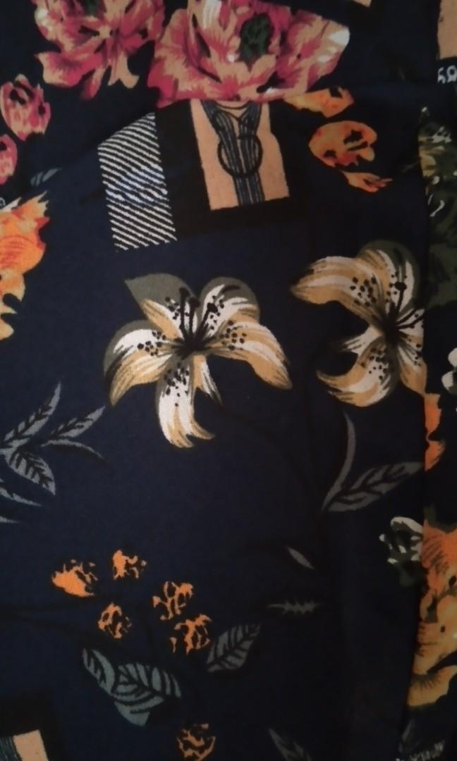 Printed layered skirt raffled skirt (Category: Skirts) located in Manila. Submitted by chum8 (Listing ID 274443547, Image 3). Description: Super cute and elegant skirt Raffled skirt.