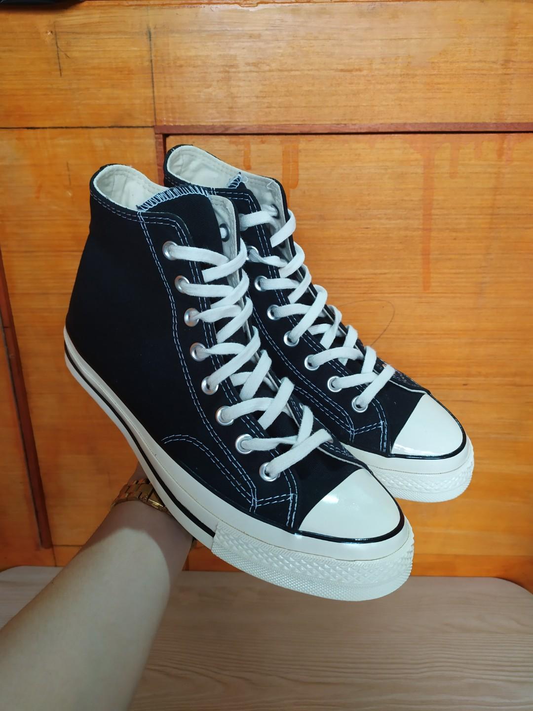 Size 35 Mall Pull Out Converse Chuck Taylor, Women's Fashion, Shoes,  Sneakers on Carousell