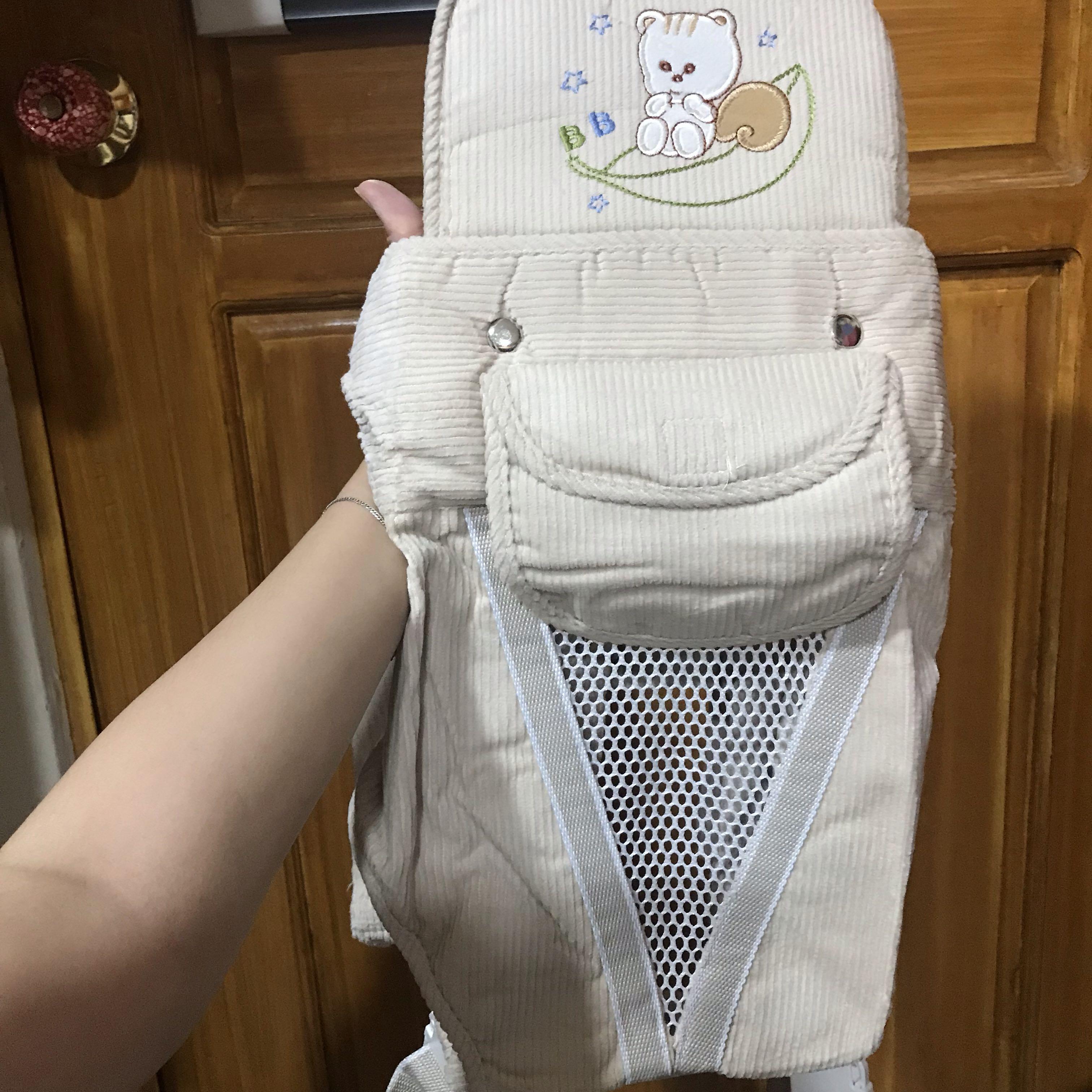 Baby carrier Infant Breathable (Category: Carriers & Slings) located in Mandaluyong City. Submitted by isha830 (Listing ID 274512283, Image 3). Description: Breathable Multifuntional Sling Backpack Carrier Carrier may have some stain wash it before use. 100% brand new product Material: Cotton Strap function Maximum capacity: 16kg applicable: 3-36months.
