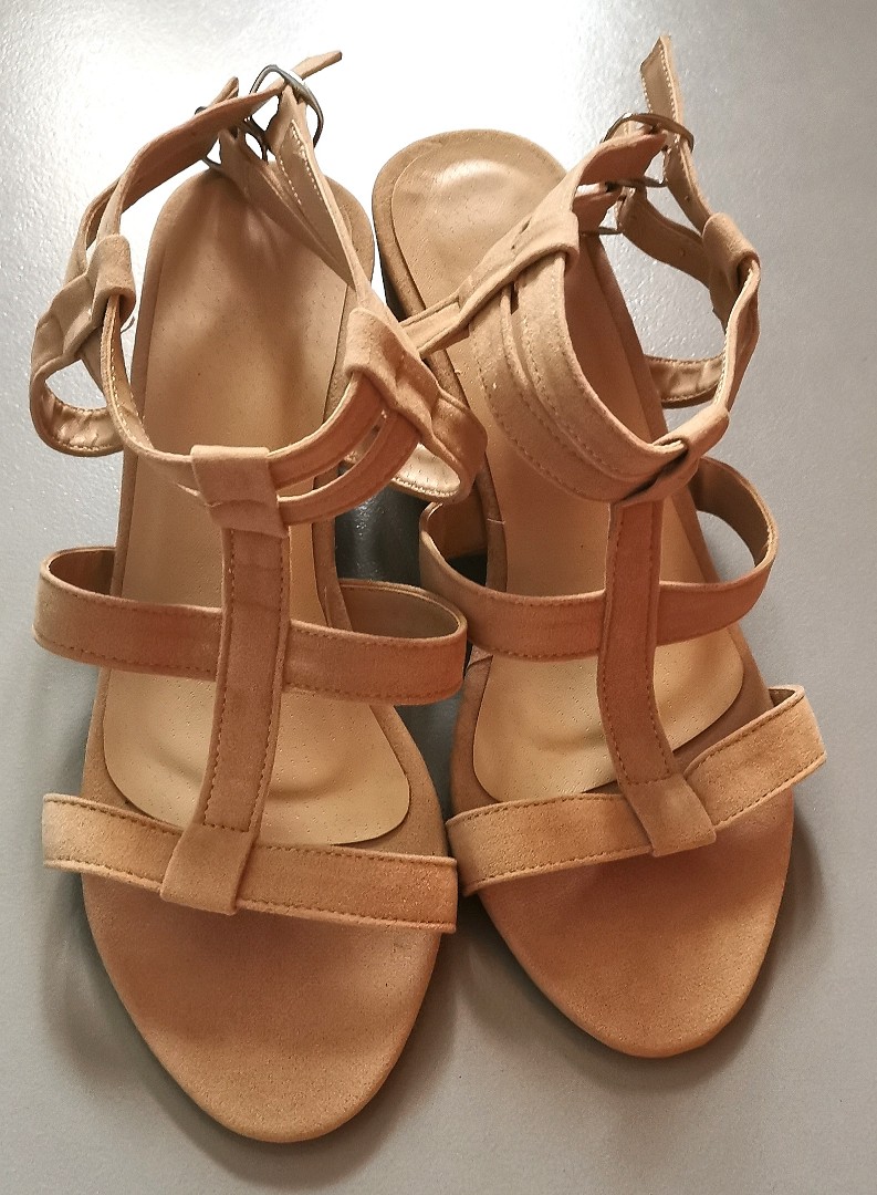 nude heels sale