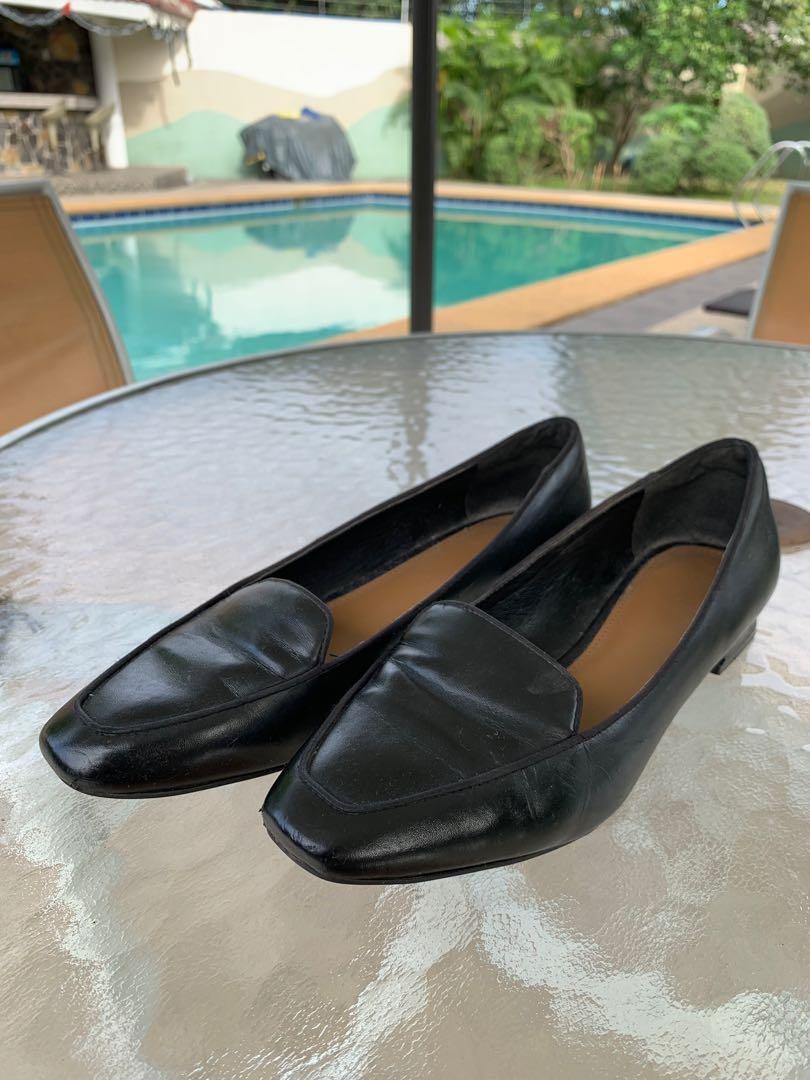 charles and keith black shoes