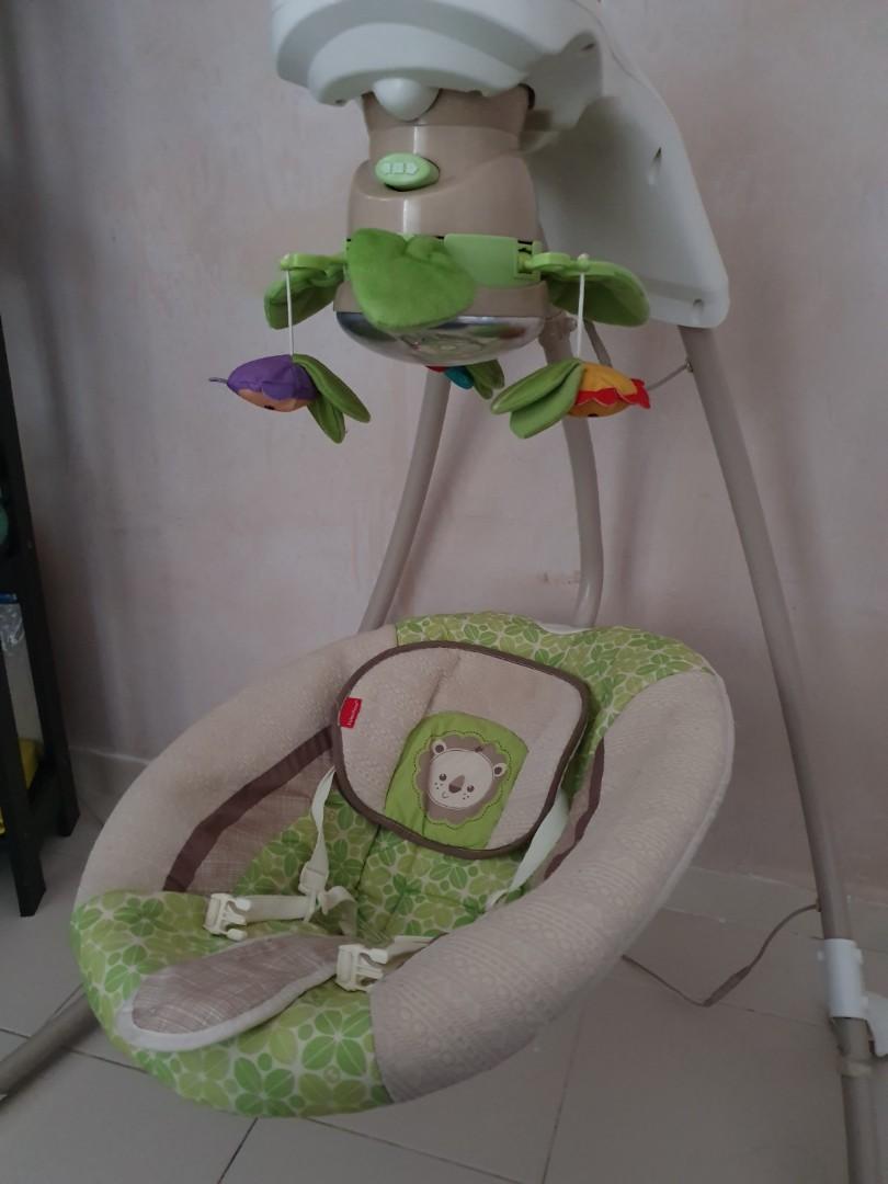 fisher price cradle n swing rainforest