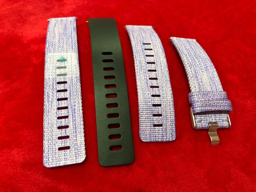 Fitbit versa special online edition smartwatch lavender woven
