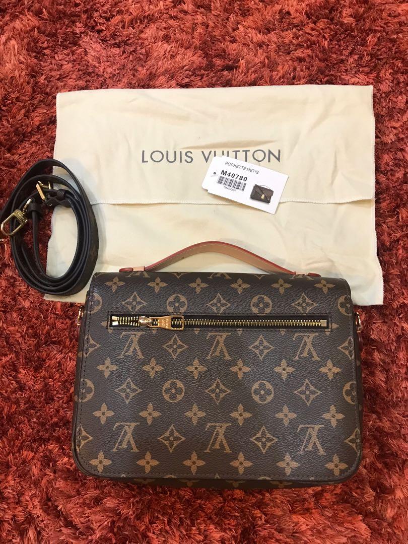 Louis Vuitton pochette metis mirror copy, Women's Fashion, Bags & Wallets,  Purses & Pouches on Carousell