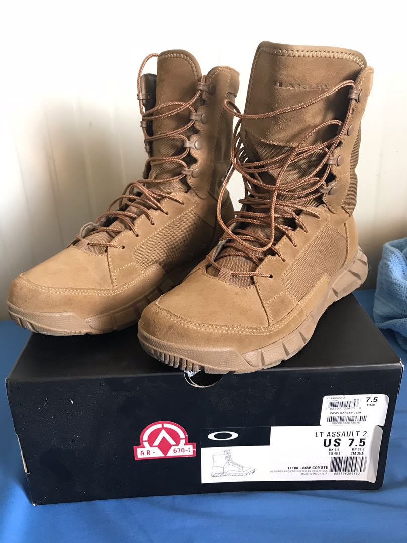 Oakley light assault 2 coyote hot sale