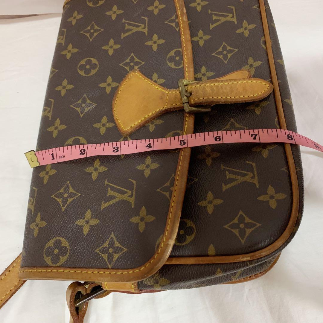 Preloved Louis Vuitton Vintage Sling bag, Luxury, Bags & Wallets on Carousell