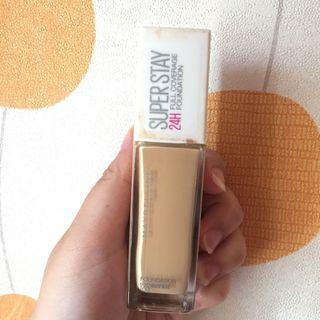 Maybelline Superstay Matte Foundation (Shade 128 Warm Nude)
