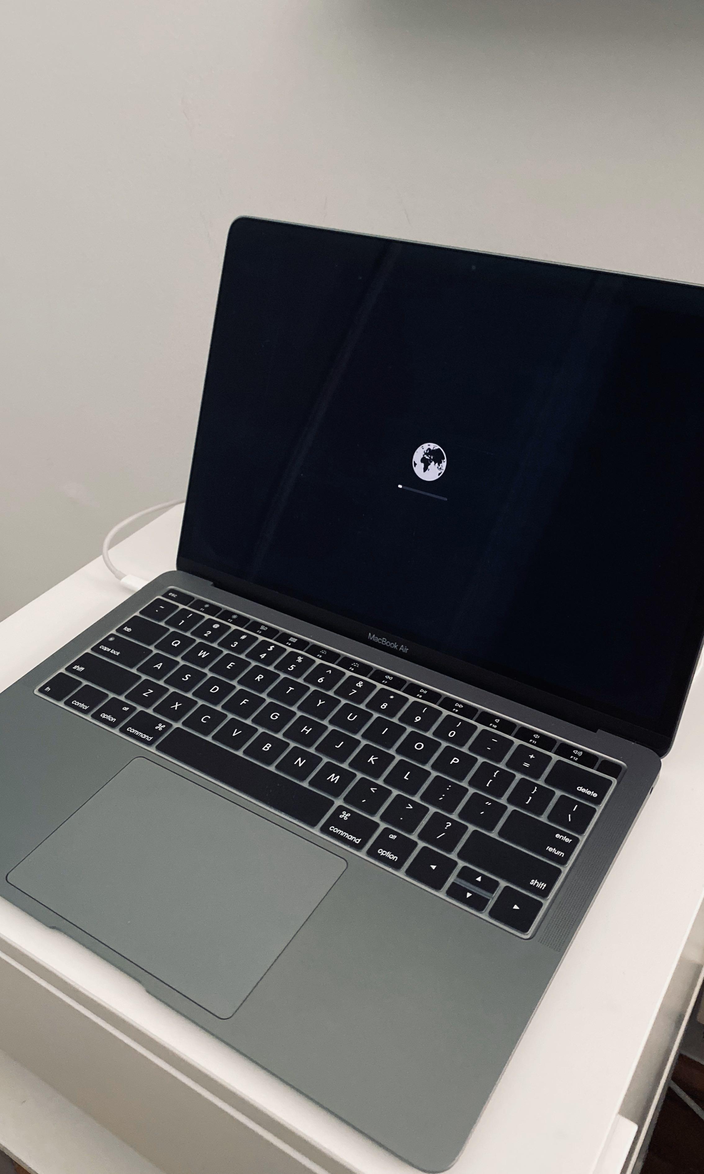 Apple MacBook Air 2019 space grey 8gb memory 128gb ssd with 