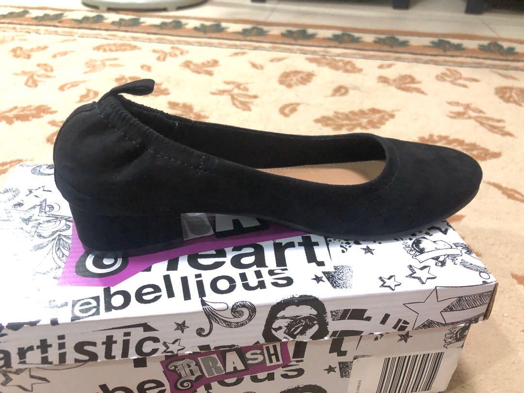 CROOPPER Ladies 1 inch Heel Shoes -CS-52-84010- BLACK Colour Ladies Fashion  Shoes with 1 Inch Heels Ladies Fashion Shoes with High Heels Malaysia,  Selangor, Kuala Lumpur (KL) Retailer | IMAGE FOOTWEAR COLLECTION SDN BHD