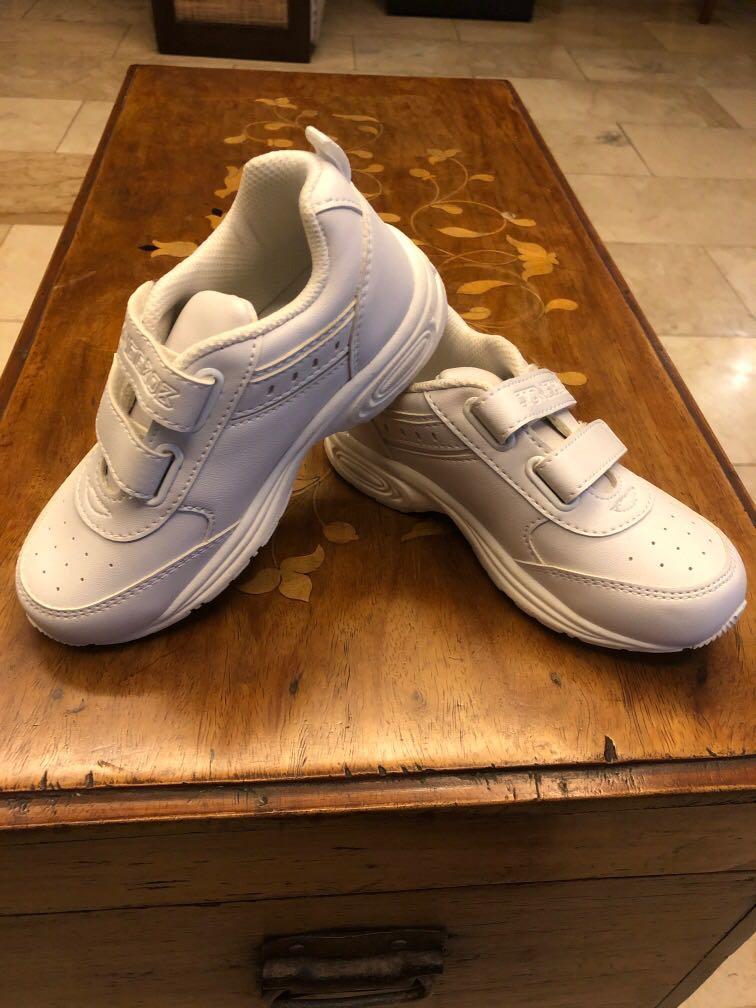 boys spongebob sneakers