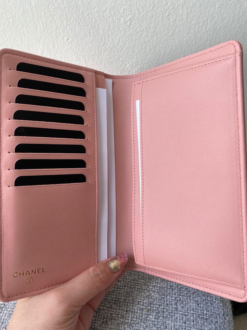 Leather wallet Chanel Pink in Leather - 24420888