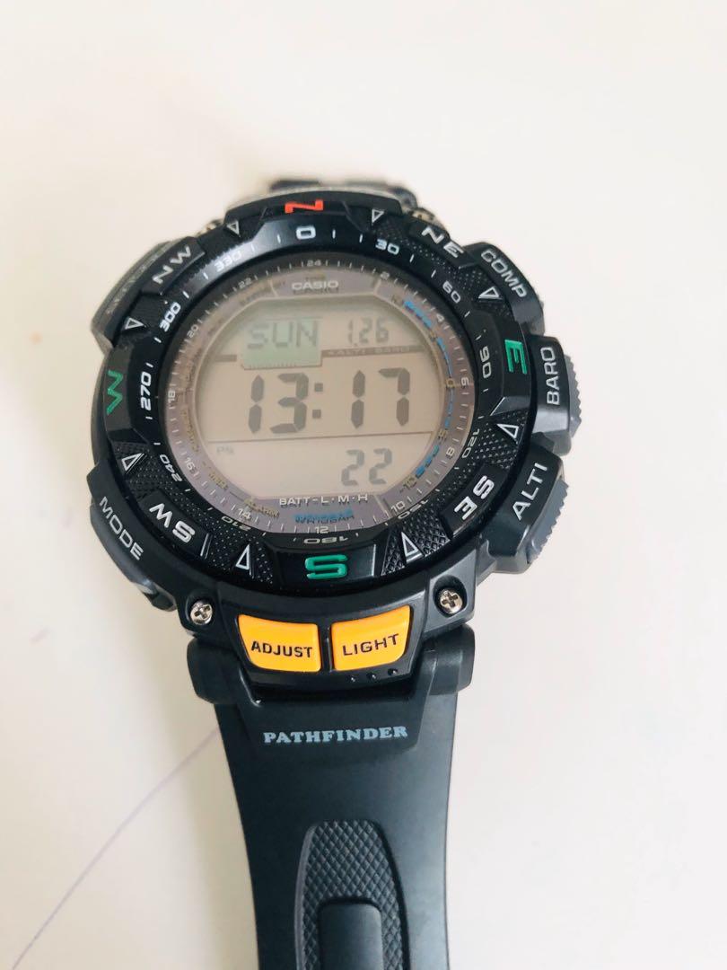 Casio pathfinder discount triple sensor watch