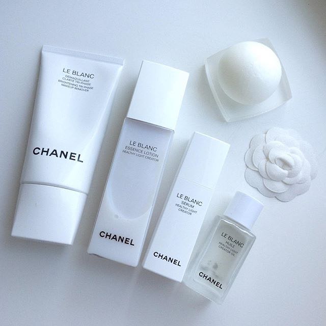 Chanel Le Blanc Essence Lotion Healthy Light Creator