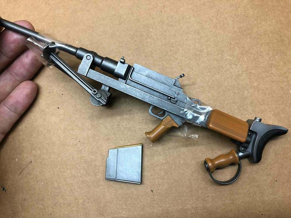 Dragon 1/6 Scale WWII German Gunner Viktor Schmidt PzB782(e) Anti Tank ...