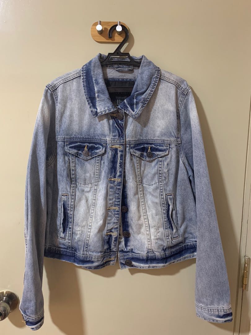 FOREVER 21 PLUS SIZE Denim Jacket Women s Fashion Coats Jackets and Outerwear on Carousell