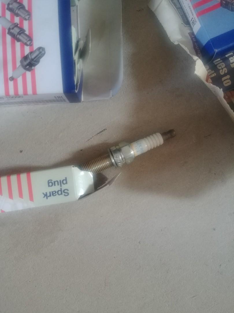 Free 4 spark plugs for fishing (weights), Everything Else on Carousell