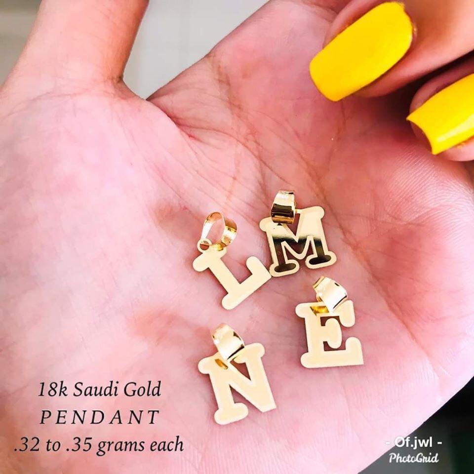 Gold pendants- Letters Initials (Category: Necklaces) located in Mandaluyong City. Submitted by robeerph (Listing ID 274675750, Image 1). Description: 💖💖💖💖💖Gold pendants ONLY 950 each letter! (Weight- 0.32-0.35 grams each) Further discounts if you get 6 or more! HURRRY! While supply lasts! 💖💖💖💖 .