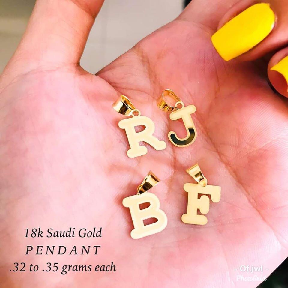 Gold pendants- Letters Initials (Category: Necklaces) located in Mandaluyong City. Submitted by robeerph (Listing ID 274675750, Image 3). Description: 💖💖💖💖💖Gold pendants ONLY 950 each letter! (Weight- 0.32-0.35 grams each) Further discounts if you get 6 or more! HURRRY! While supply lasts! 💖💖💖💖 .