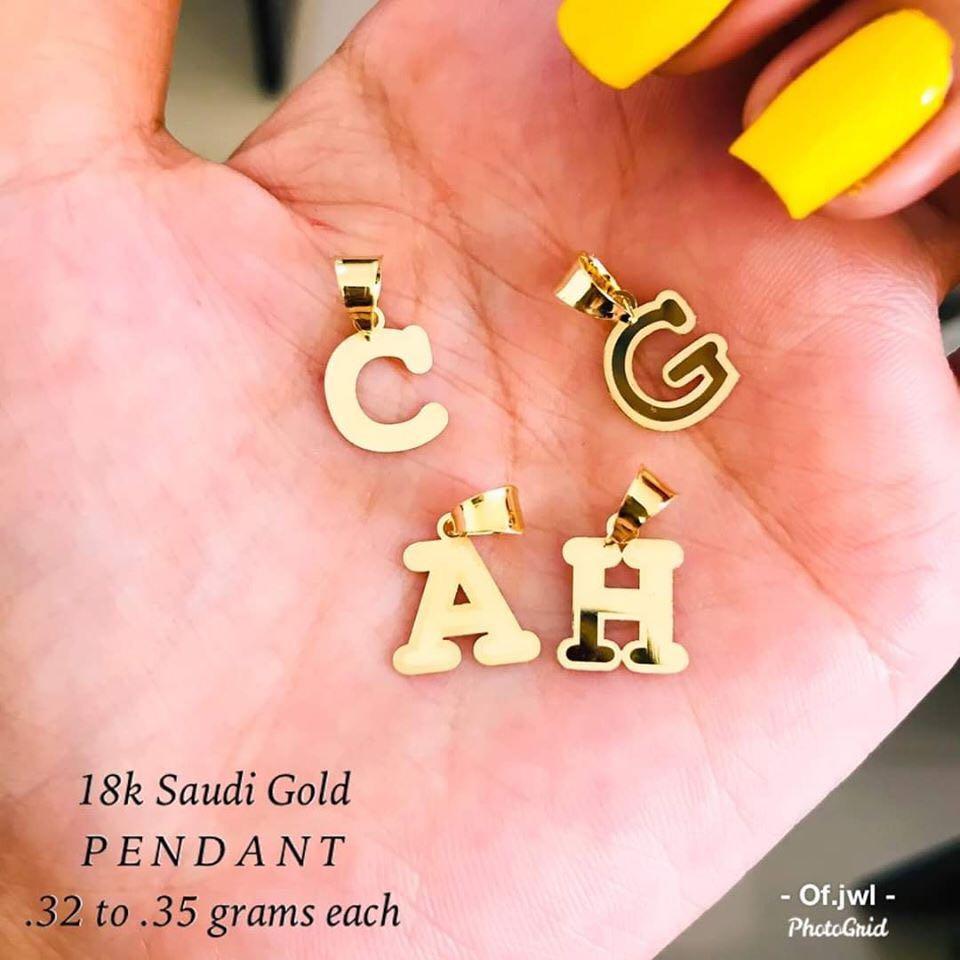 Gold pendants- Letters Initials (Category: Necklaces) located in Mandaluyong City. Submitted by robeerph (Listing ID 274675750, Image 2). Description: 💖💖💖💖💖Gold pendants ONLY 950 each letter! (Weight- 0.32-0.35 grams each) Further discounts if you get 6 or more! HURRRY! While supply lasts! 💖💖💖💖 .