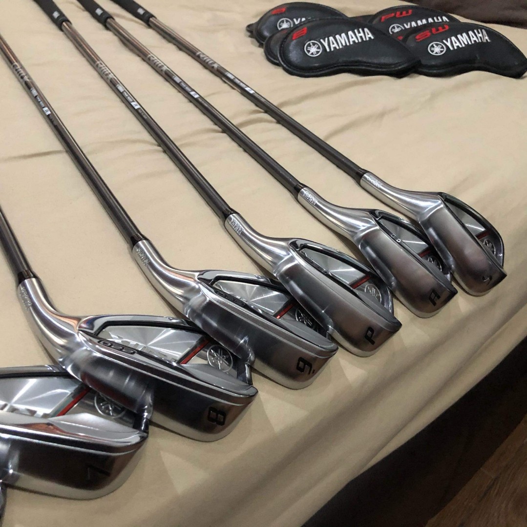 Golf clubs; Yamaha RMX 220 irons, Sports Equipment, Sports & Games