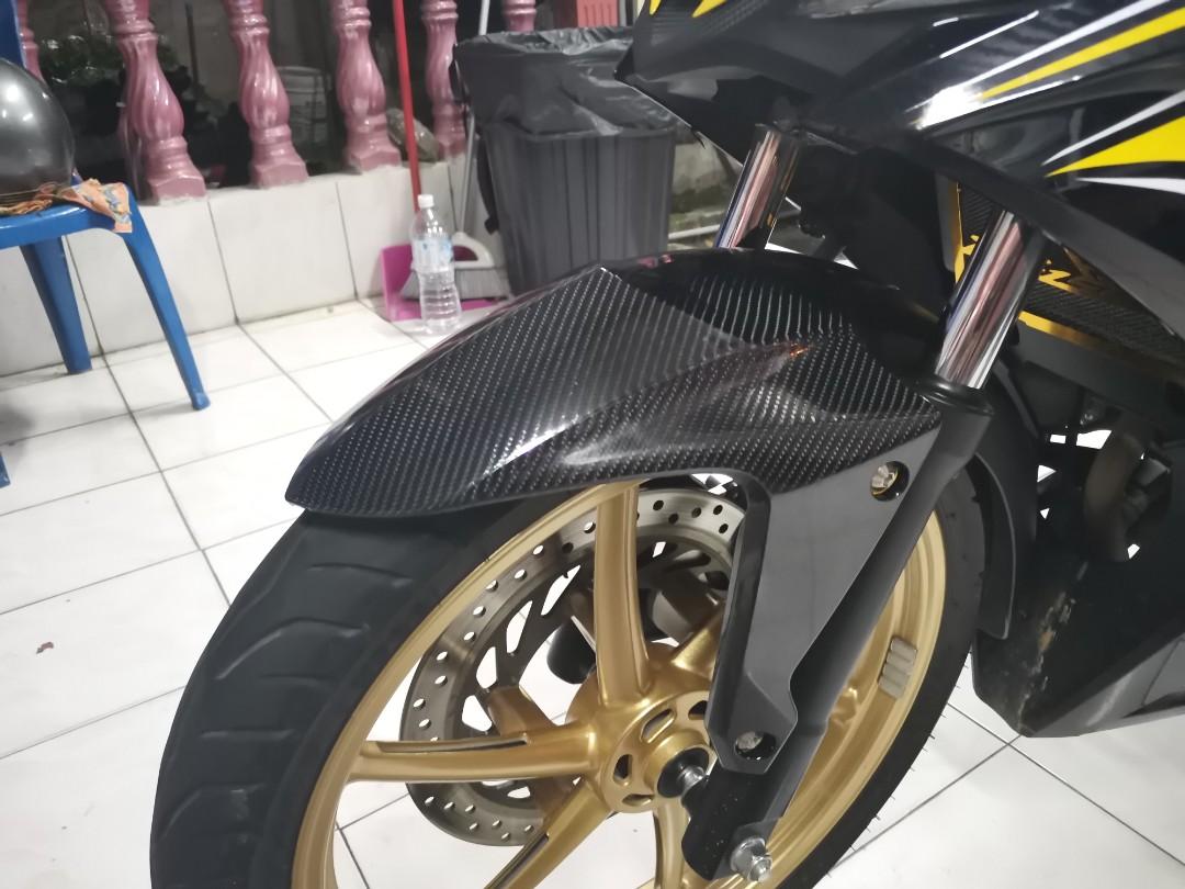 Honda RS150 mudguard wrap carbon fiber, Auto Accessories on Carousell