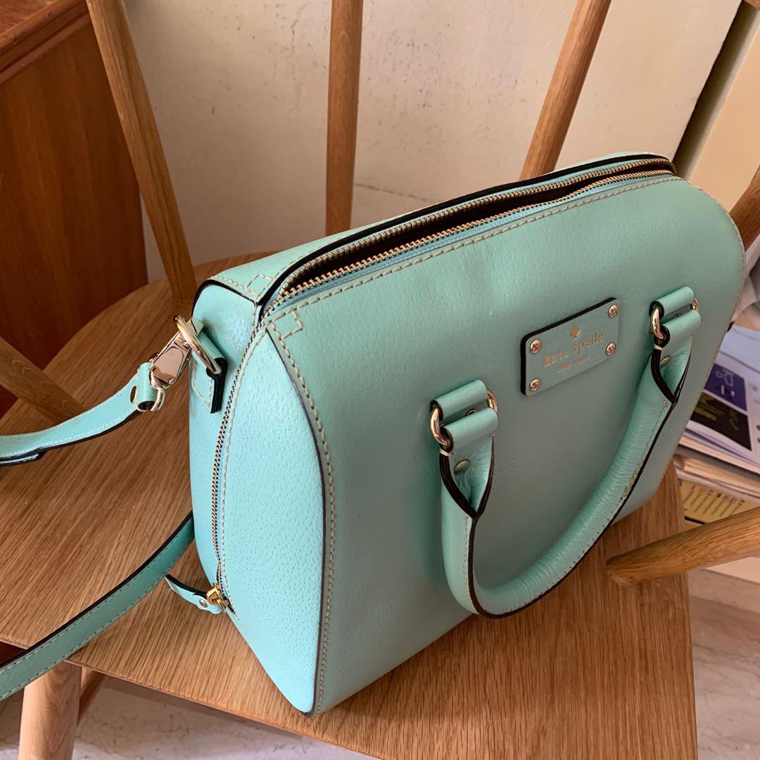 Kate Spade BRAND NEW Alessa Wellesley crossbody satchel leather bag,  Women's Fashion, Bags & Wallets, Cross-body Bags on Carousell