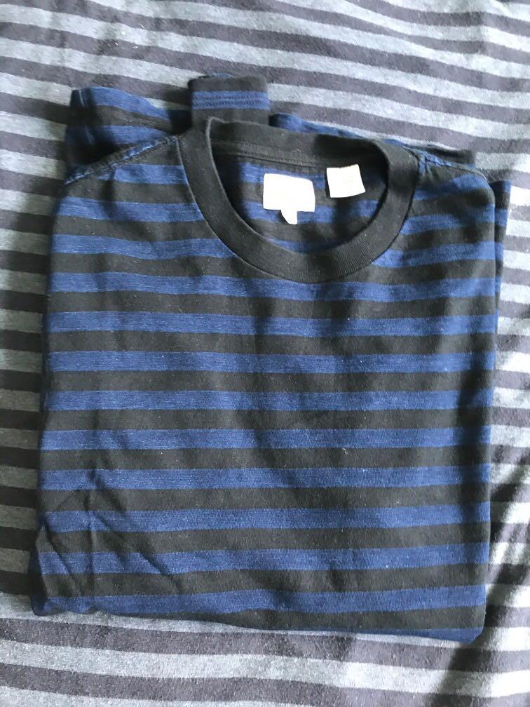 Levi's Striped Long Sleeve T-shirt, Men's Fashion, Tops & Sets, Tshirts &  Polo Shirts on Carousell