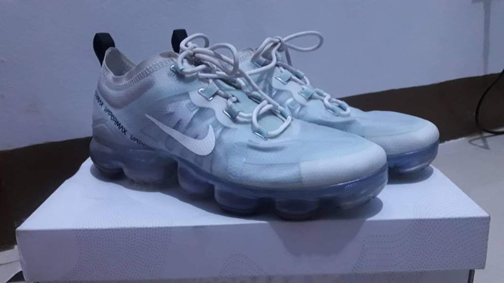 nike vapormax ghost aqua
