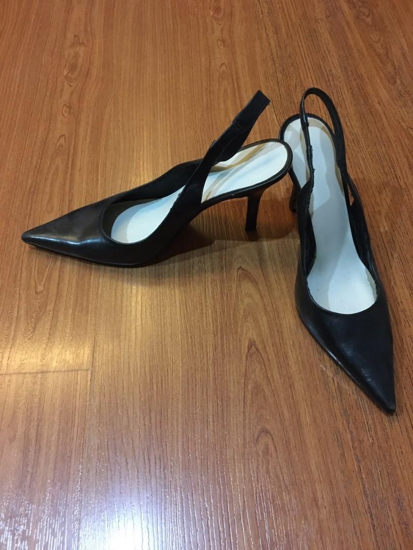 nine west sling backs