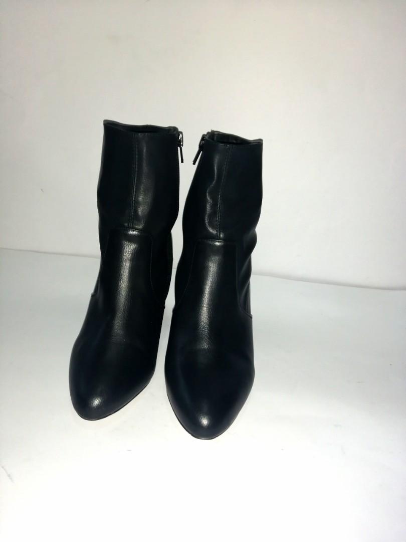 novo leather ankle boots