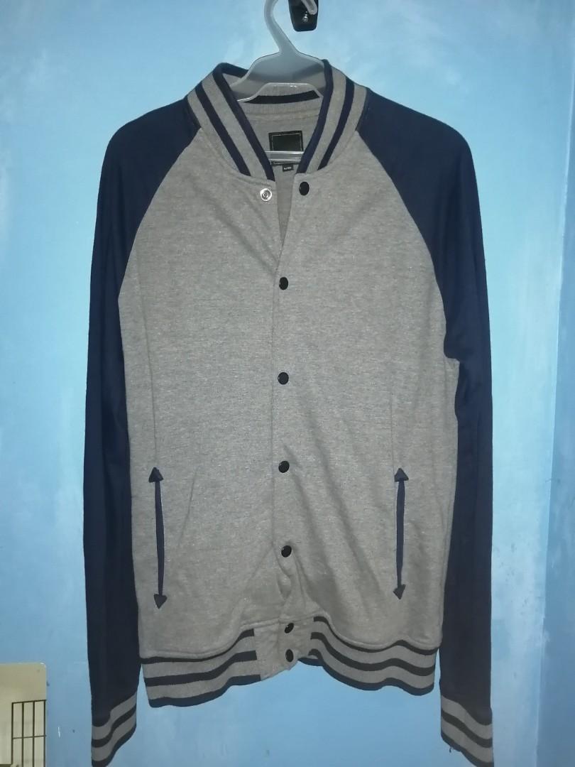 Penshoppe Varsity Jacket (Category: Hoodies) located in Quezon City. Submitted by immclovin (Listing ID 274728022, Image 1). Description: Penshoppe Varsity Jacket Size: Large In superb condition! PM is the 🔑!.
