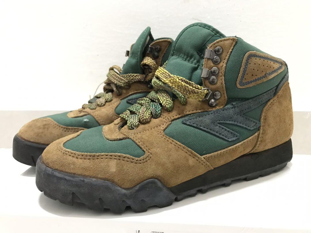 Old school hi tec boots 2025