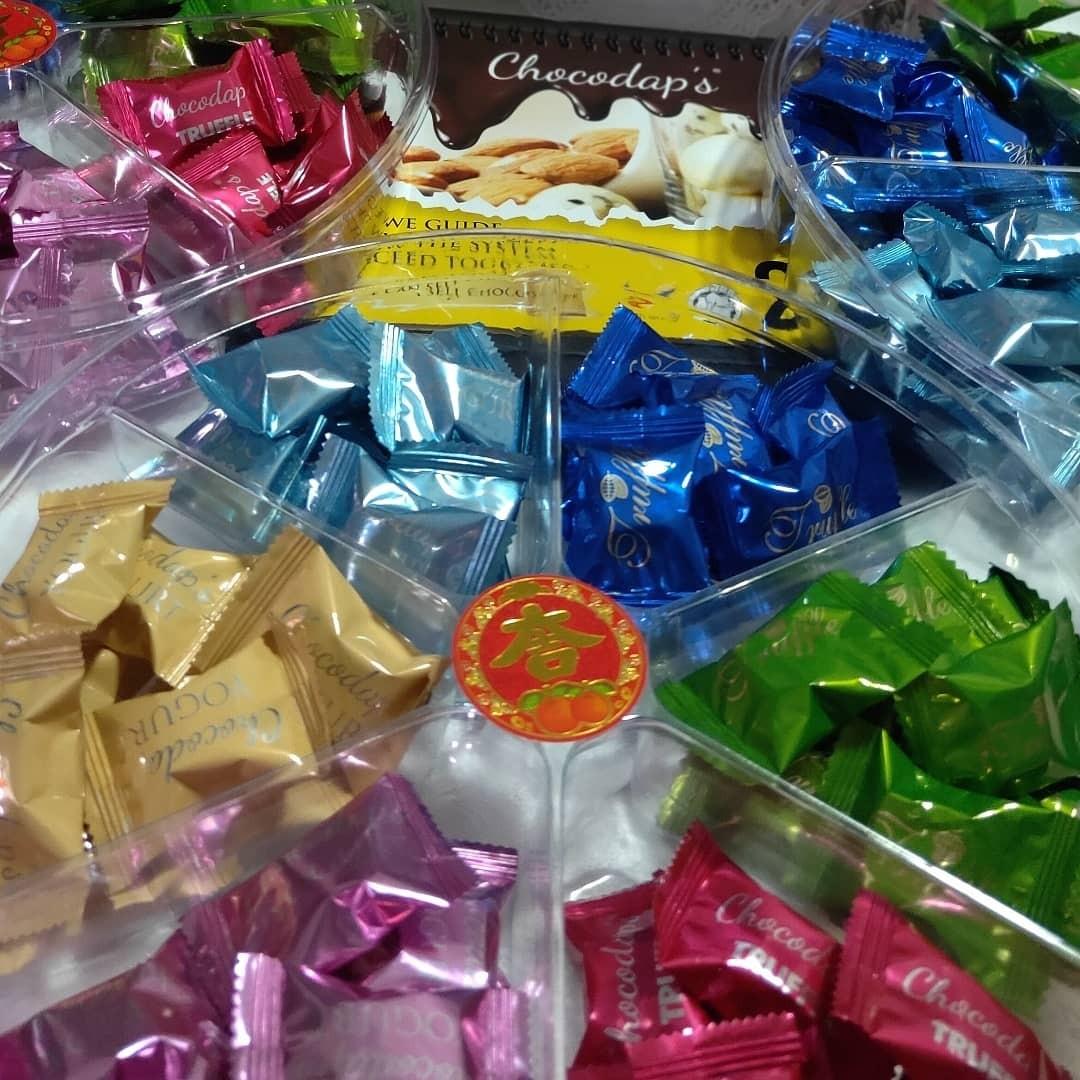 HALAL chocolates, Food & Drinks, Packaged & Instant Food on Carousell