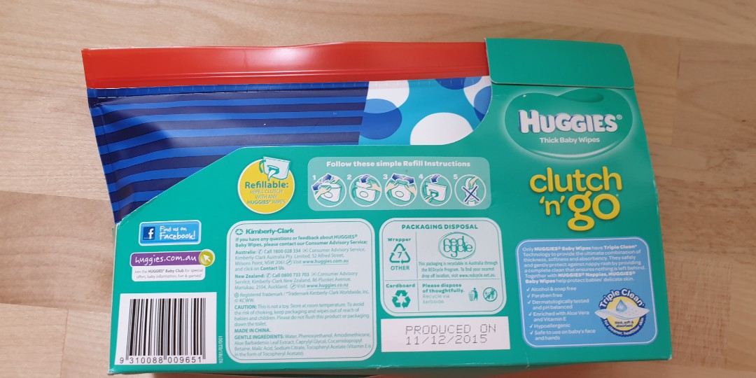 Huggies Resuable Pouch + wipes, Babies & Kids, Bathing & Changing