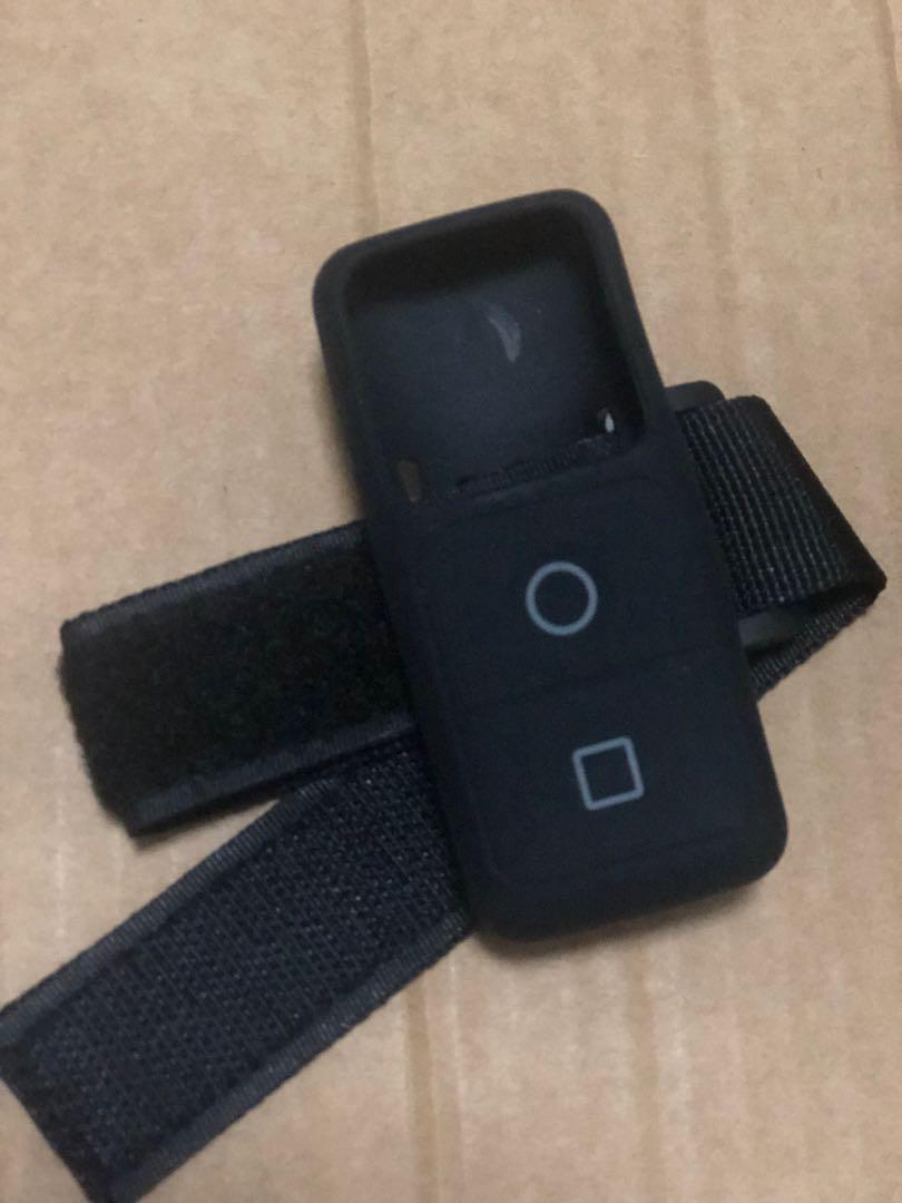 Insta360 one x GPS smart remote, Photography, Video Cameras on Carousell