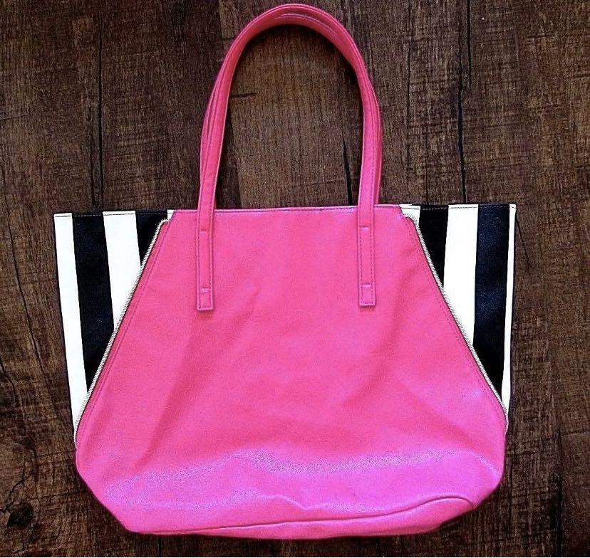 Juicy Couture Hot Pink Black & White Striped Tote Bag Large, Women's  Fashion, Bags & Wallets, Cross-body Bags on Carousell