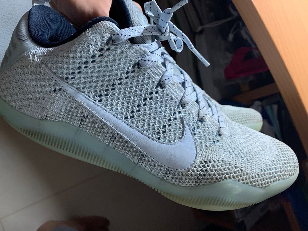 kobe 11 pale horse