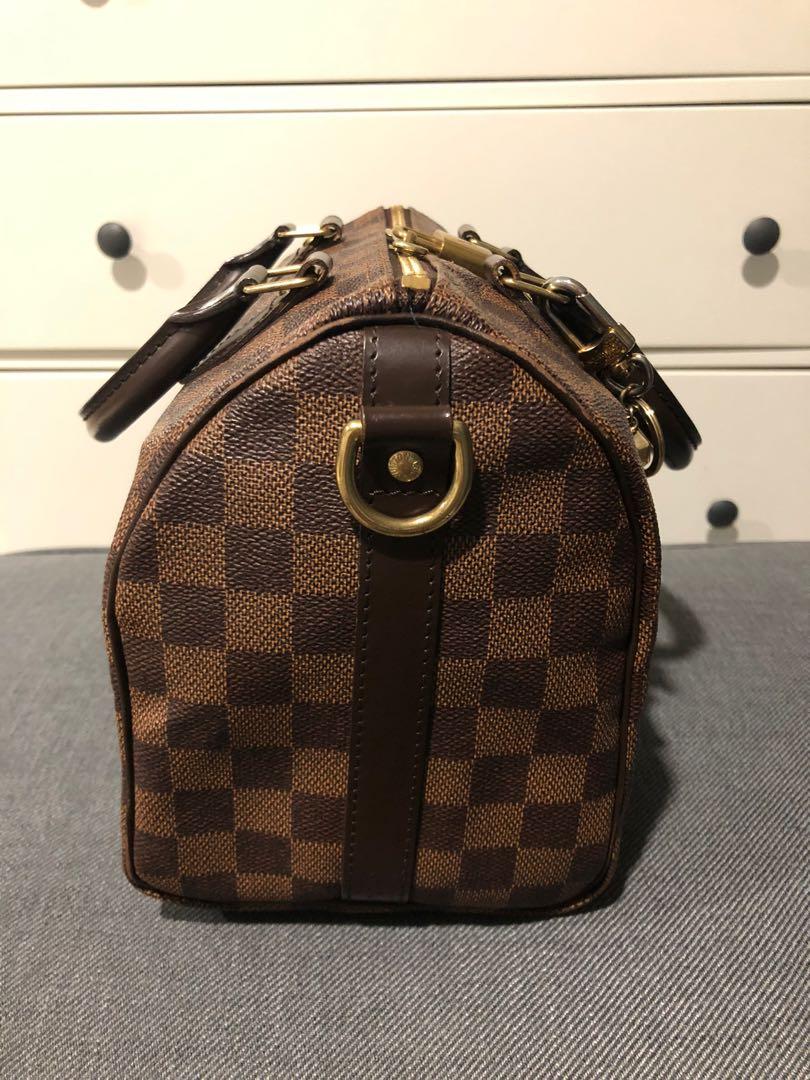 LV Speedy B25 with LV charm, Women's Fashion, Bags & Wallets