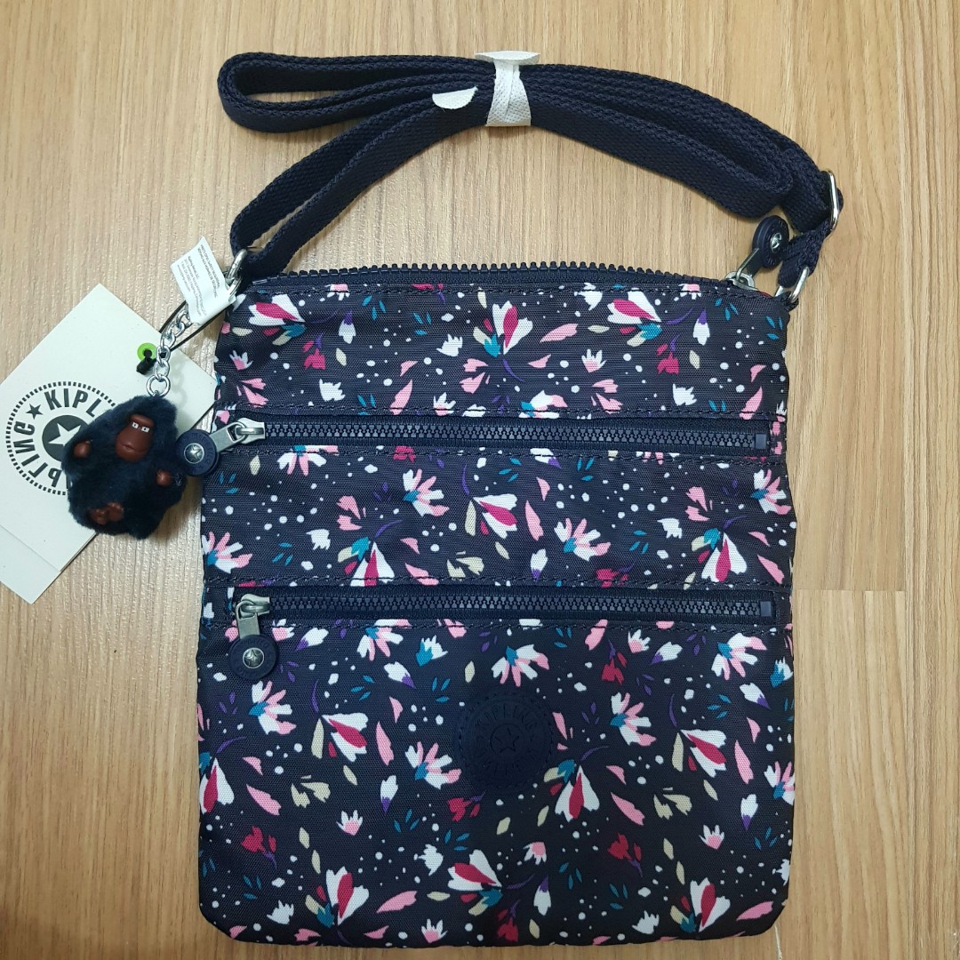 Original Kipling Crossbody Sling bag, Women's Fashion, Bags & Wallets, Crossbody Bags on Carousell