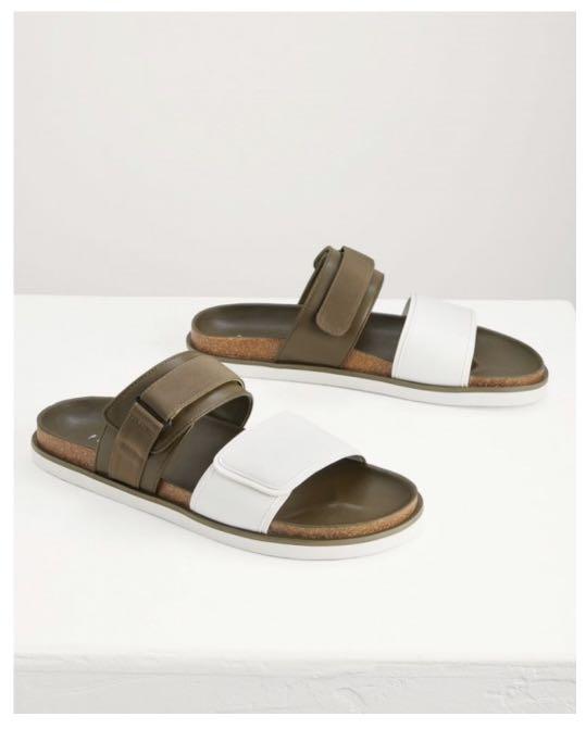double band slippers
