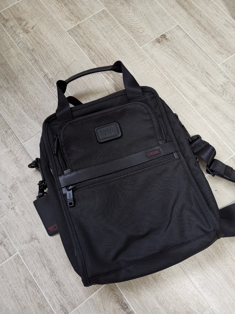 tumi medium tote