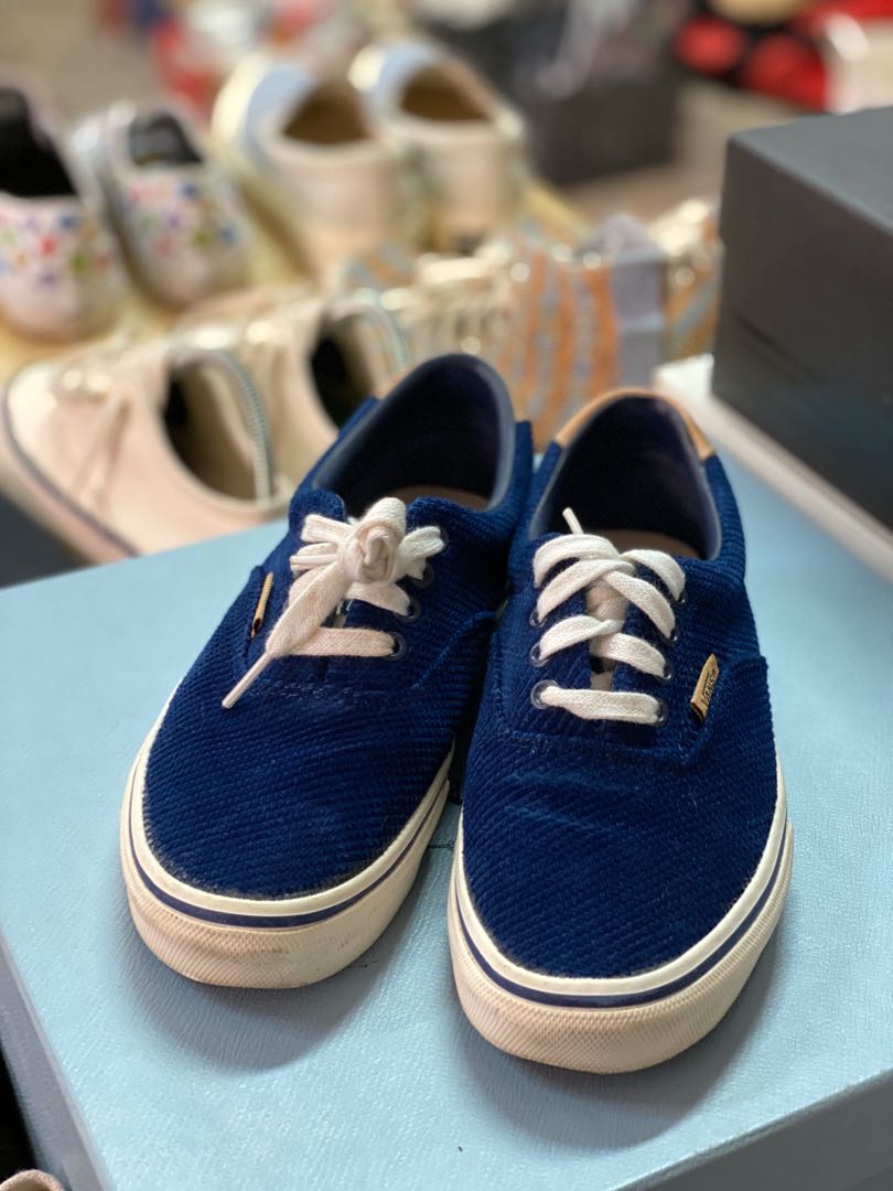 Indigo blue vans top