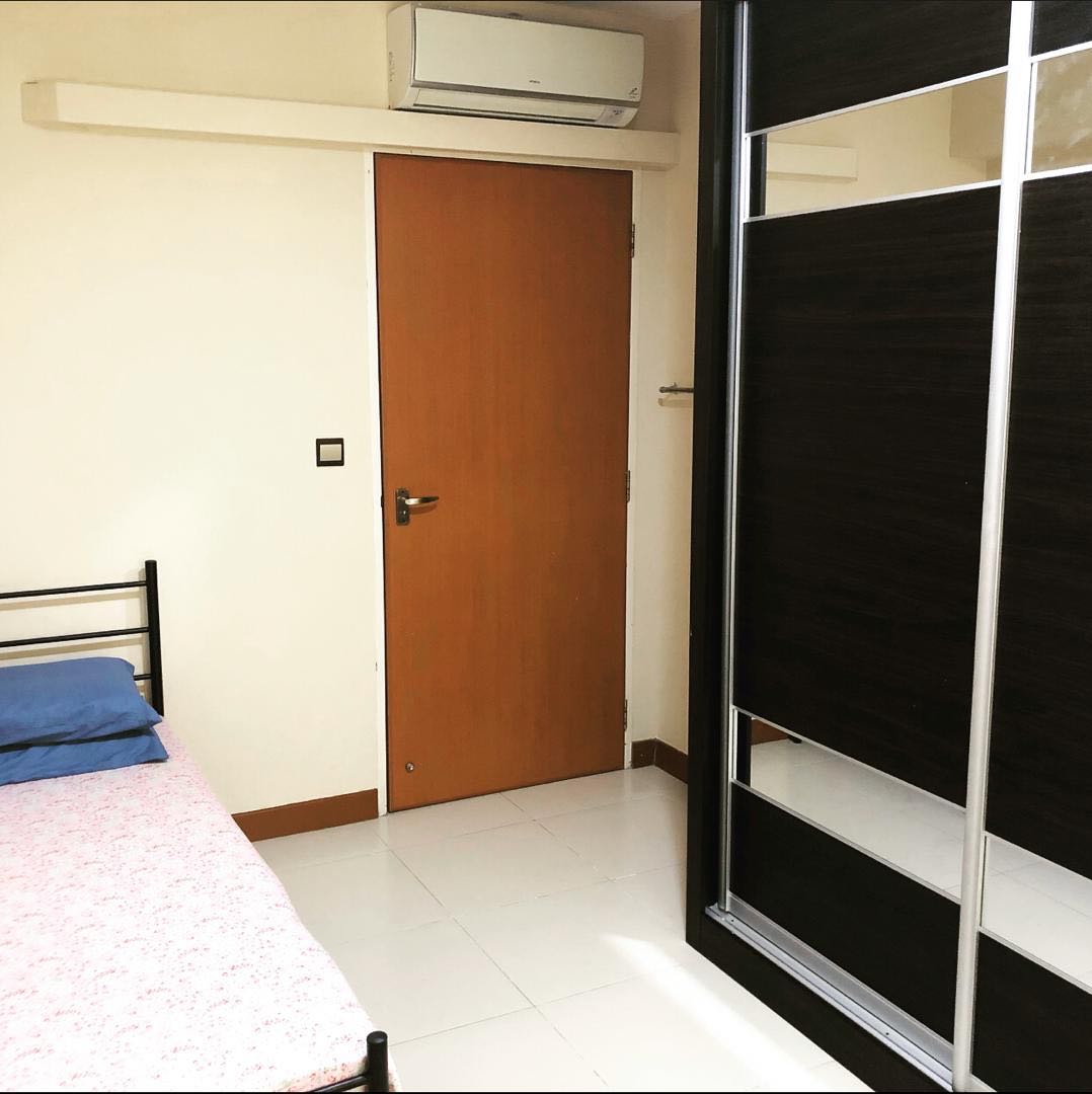 (Category: ) located in . Submitted by hendra016 (Listing ID 274939754, Image 1). Description: .