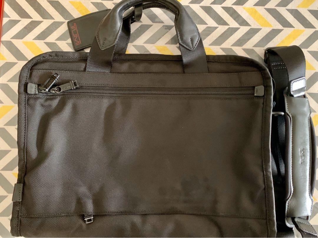 TUMI Alpha bag black slim portfolio , Men's Fashion, Bags, Briefcases