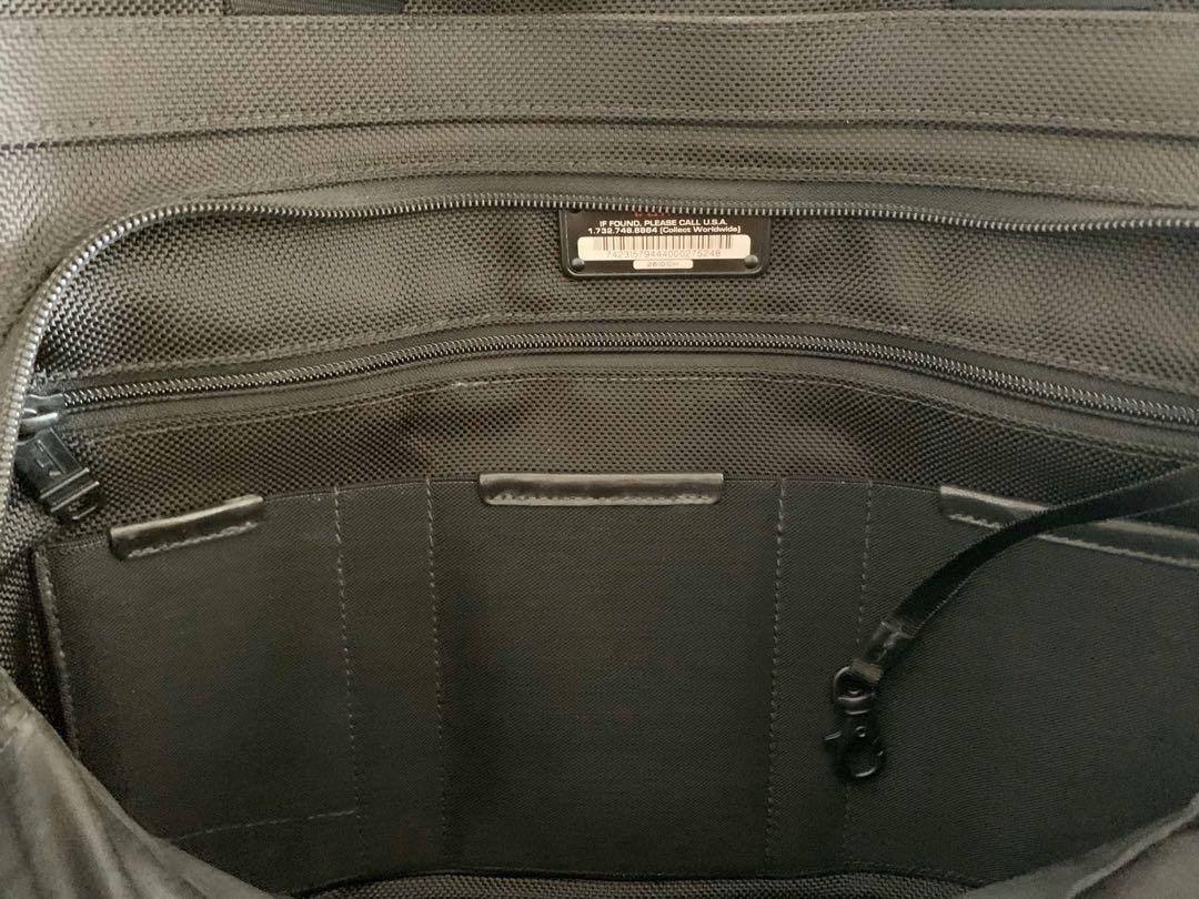 TUMI Alpha bag black slim portfolio , Men's Fashion, Bags, Briefcases