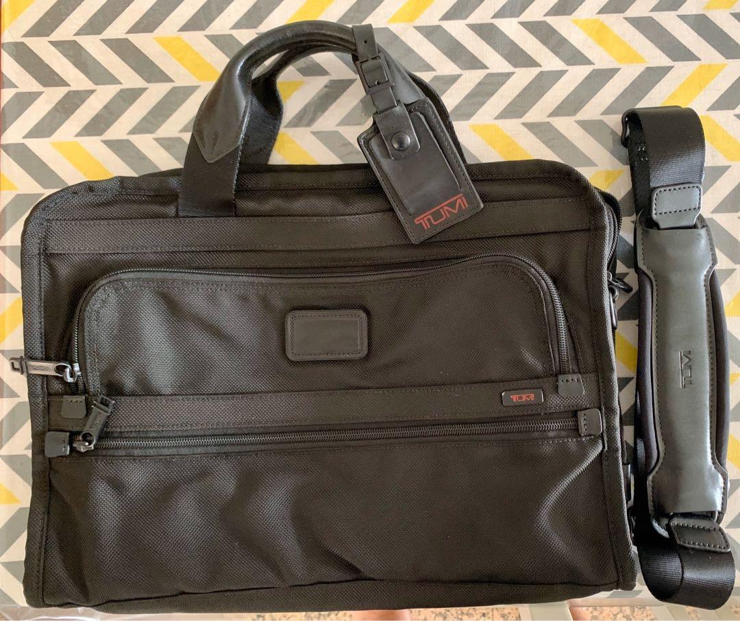 TUMI Alpha bag black slim portfolio , Men's Fashion, Bags, Briefcases