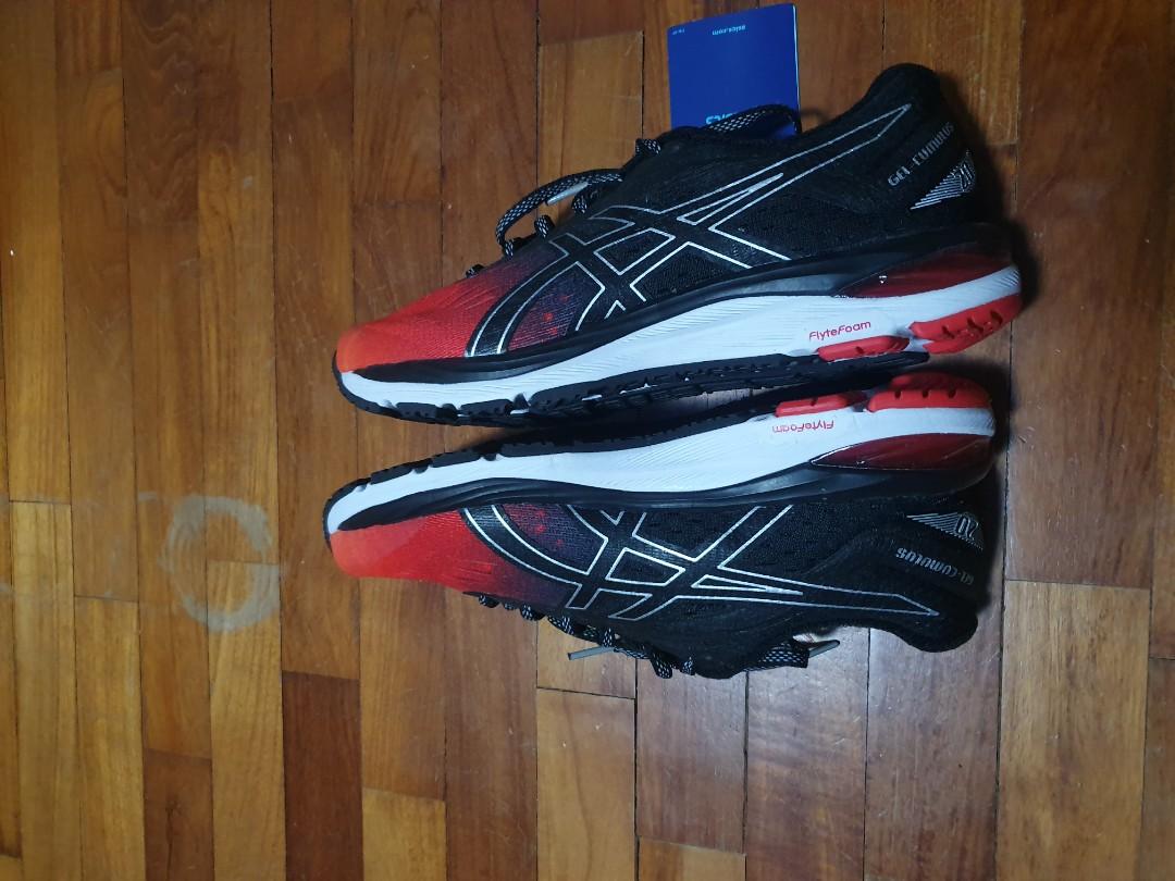 Asics gel cumulus sale 20 size 7.5
