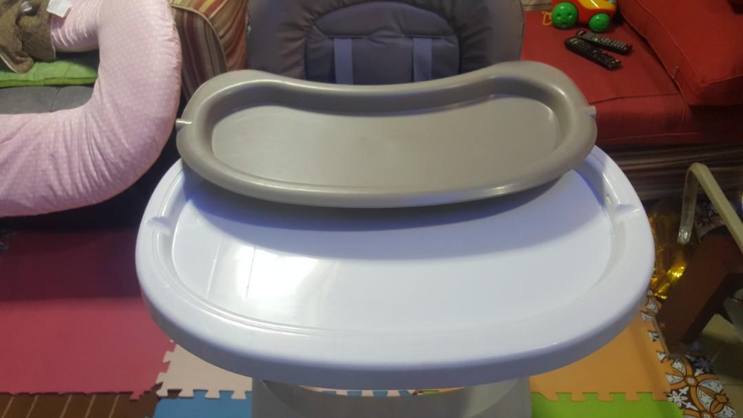 Giant Carrier High Chair, Babies & Kids, Nursing & Feeding, Baby High